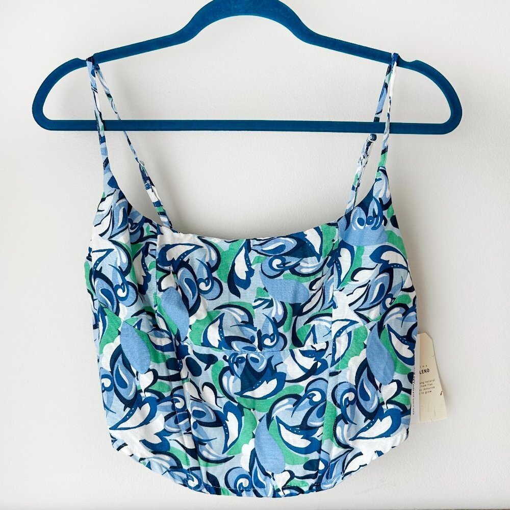 NWT - Midnight Sky Linen Blend Floral Halter Top L Floral Summer Crop
